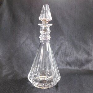 Wedgwood Cut Crystal Decanter with Matching Stopper # 23110